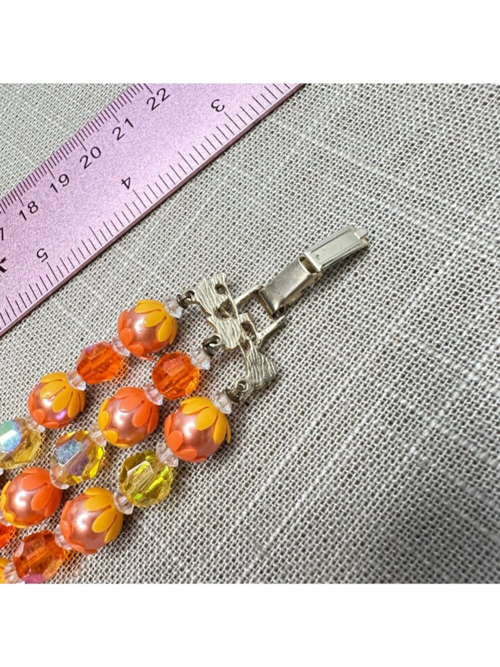 Vintage 1960s Three-Strand Lucite Bead Bracelet Mod Orange & Yellow Flower Retro - Picture 9 of 12